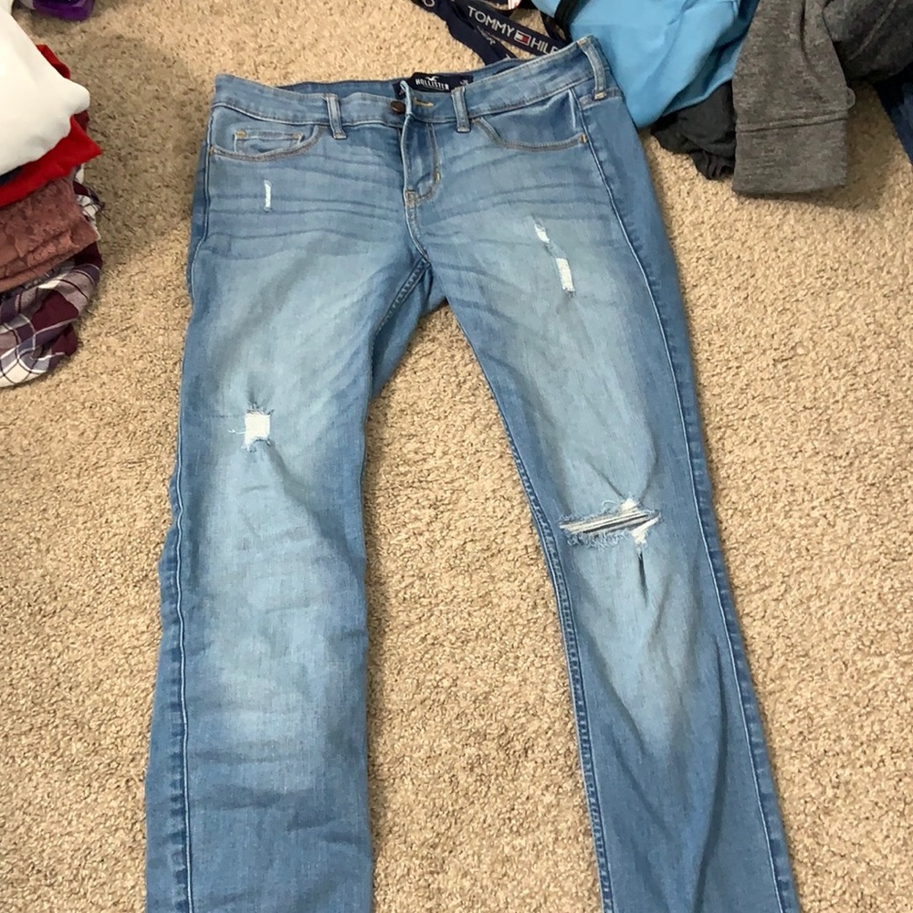 Hollister Size 3R Low Rise Skinny Jeans